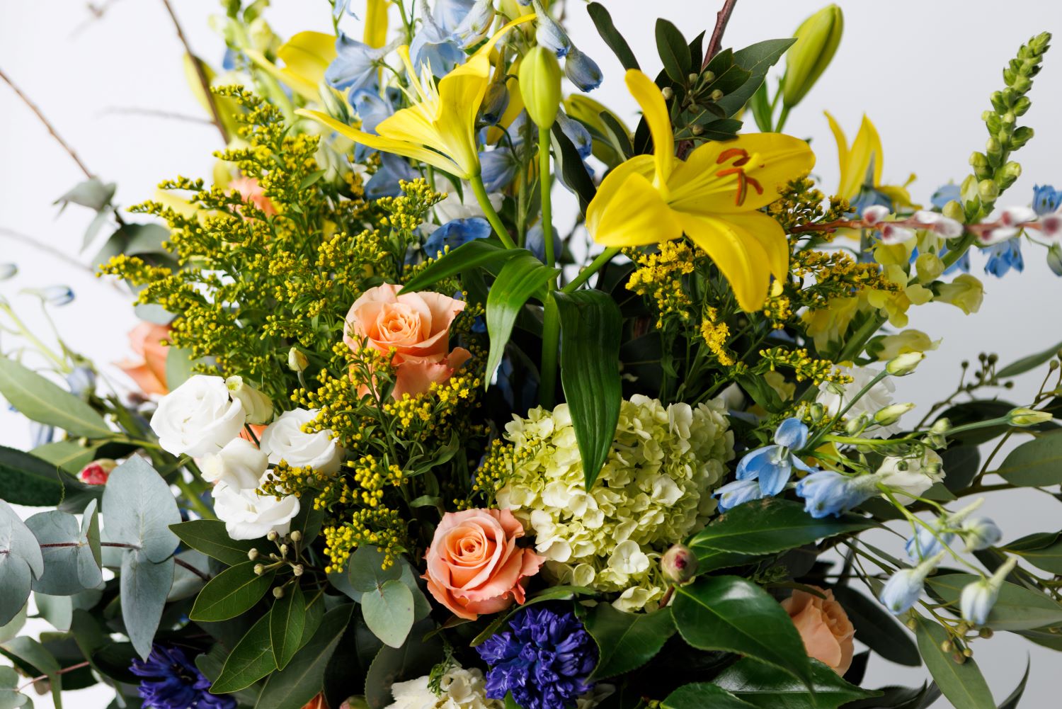 Valentine's Day Grand Garden Bouquet