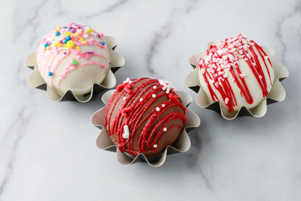 Holiday themed cake balls
