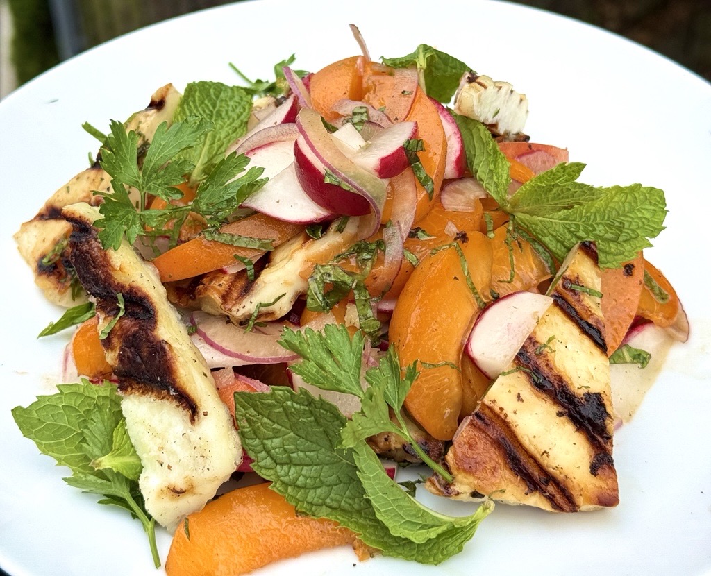 Halloumi and Apricot Salad