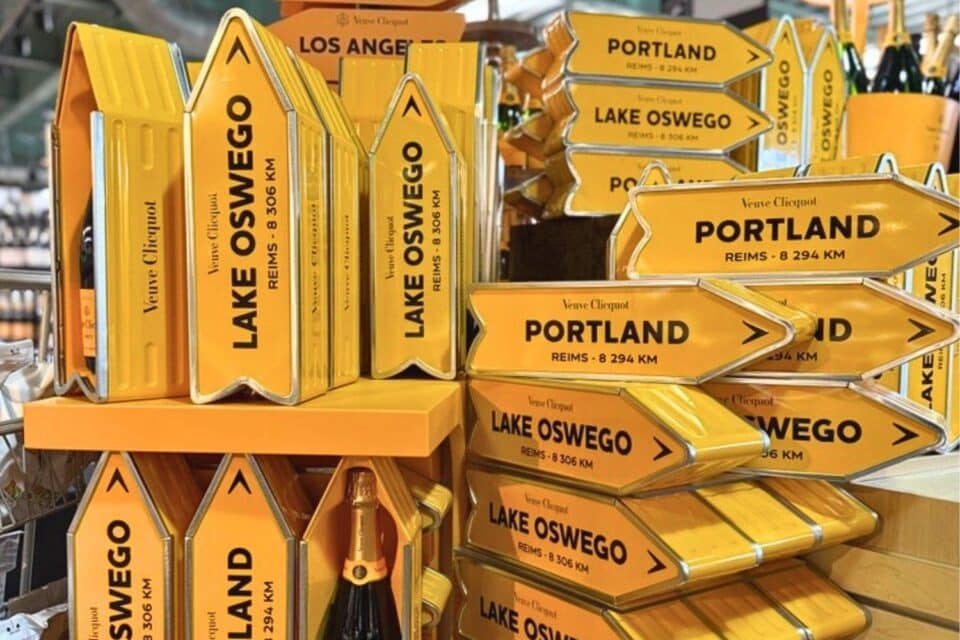 Veuve Arrow Champagne Box